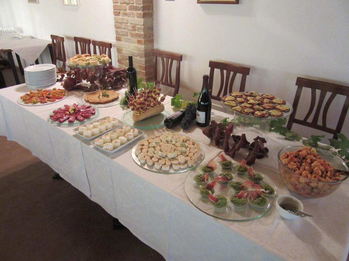 Bed and Breakfast Gli Acini Pietra dei Giorgi Exterior foto